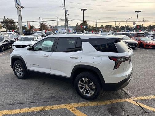 2025 Chevrolet Equinox LT