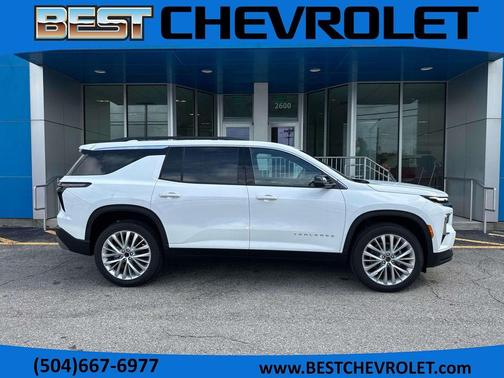 Summit White 2026 Chevrolet Traverse LT