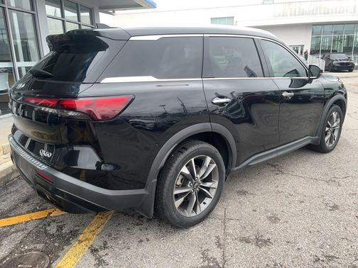 Mineral Black 2023 INFINITI QX60 Luxe