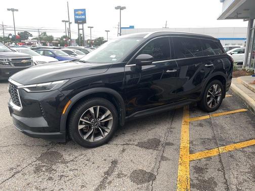 Mineral Black 2023 INFINITI QX60 Luxe