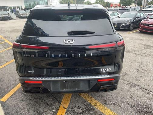Mineral Black 2023 INFINITI QX60 Luxe