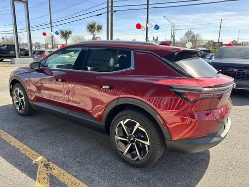 2026 Chevrolet Equinox EV LT 2