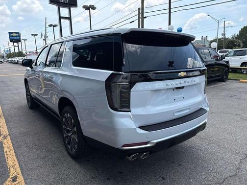 Polar White 2026 Chevrolet Suburban High Country