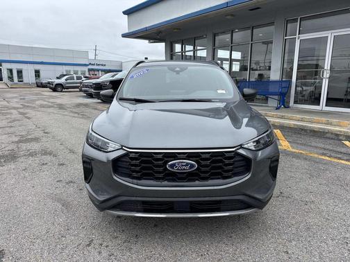 Gray Metallic 2025 Ford Escape ST-Line