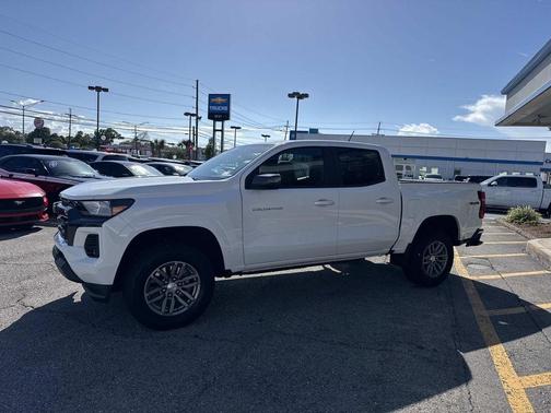 2024 Chevrolet Colorado LT