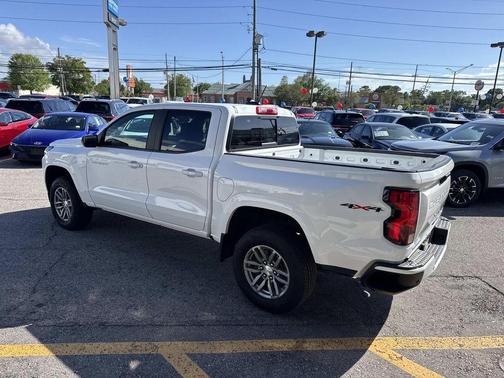 2024 Chevrolet Colorado LT