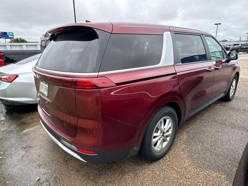 Flare Red 2022 Kia Carnival LXS
