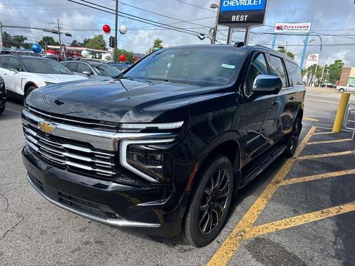Black 2026 Chevrolet Suburban Premier
