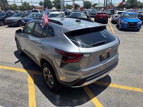 2024 Chevrolet Trax LT