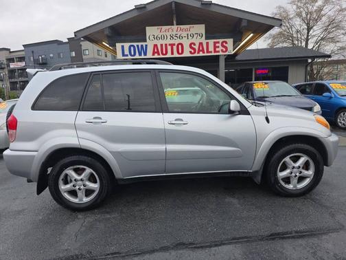 2003 Toyota RAV4 Base