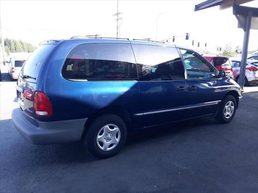 2000 Dodge Grand Caravan SE
