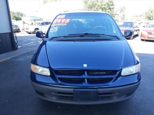 2000 Dodge Grand Caravan SE