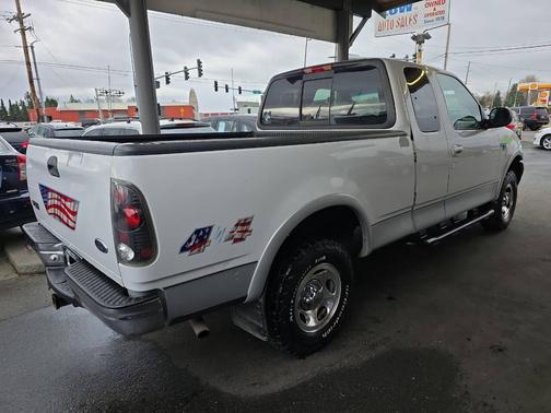 1999 Ford F-150 XLT