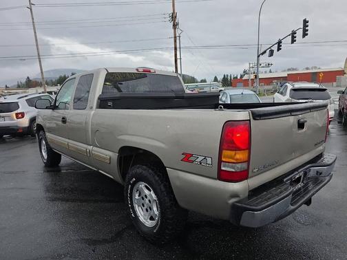 2002 Chevrolet Silverado 1500 LS Extended Cab