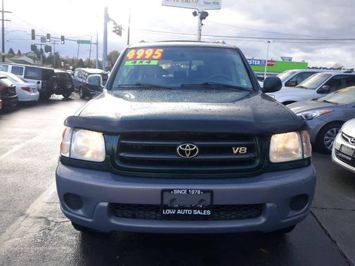 2001 Toyota Sequoia SR5