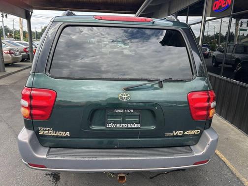 2001 Toyota Sequoia SR5