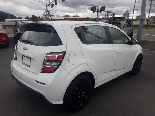 2017 Chevrolet Sonic LT
