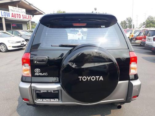 2003 Toyota RAV4 Base