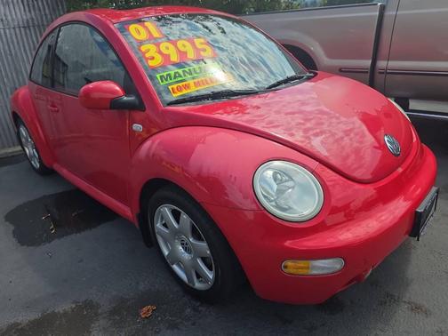 Red 2001 Volkswagen New Beetle GLX