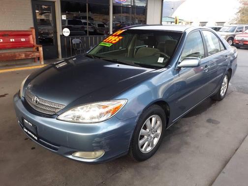 2004 Toyota Camry XLE