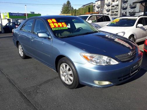 2004 Toyota Camry XLE