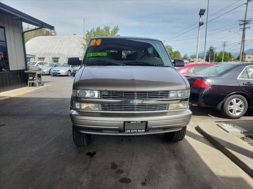 2004 Chevrolet Astro Base