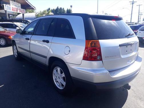 2005 Chrysler Pacifica Base