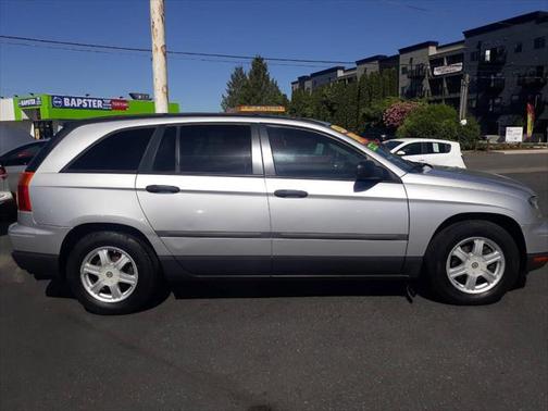 2005 Chrysler Pacifica Base