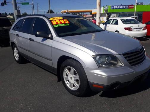 2005 Chrysler Pacifica Base
