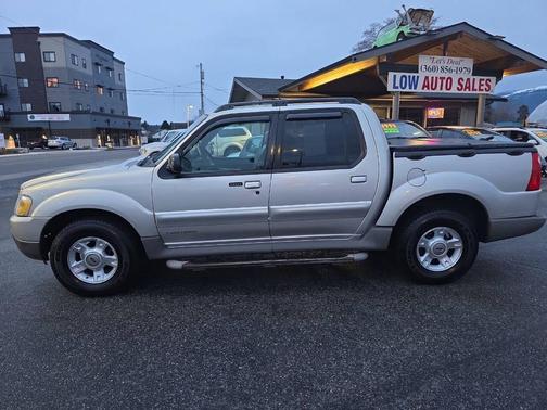 2002 Ford Explorer Sport Trac Base