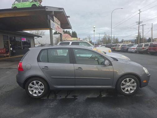 2008 Volkswagen Rabbit Base