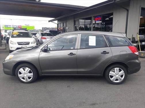 2004 Toyota Matrix Base