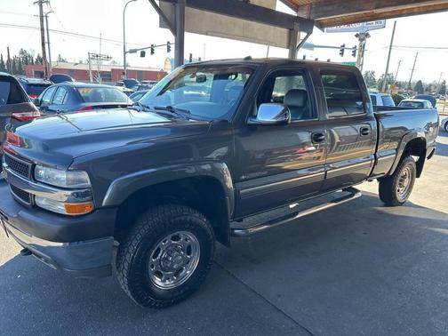 2002 Chevrolet Silverado 2500 LT H/D Crew Cab