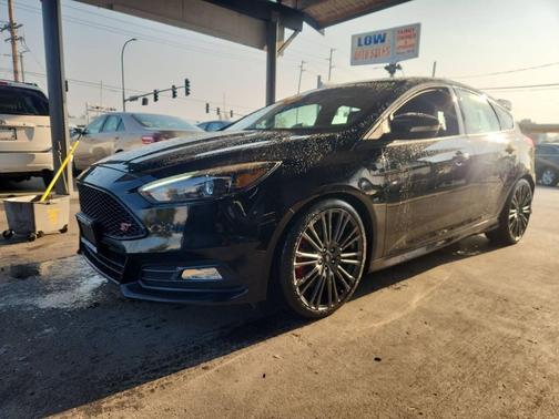 2016 Ford Focus ST 
