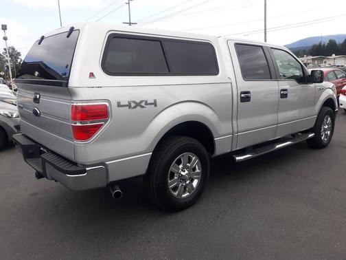 Silver 2009 Ford F-150 XLT SuperCrew