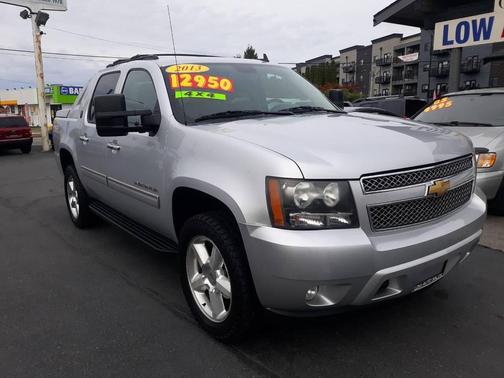 2013 Chevrolet Avalanche LS