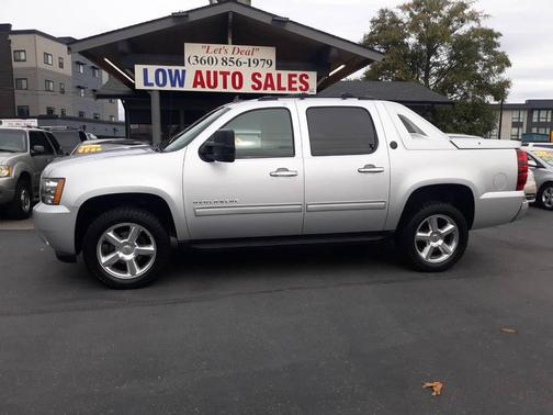 2013 Chevrolet Avalanche LS