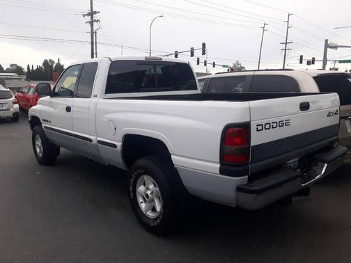1999 Dodge Ram 1500 Laramie SLT 4dr 4WD Extended Cab SB