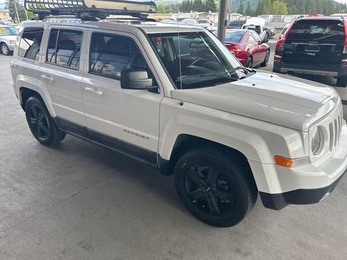White 2011 Jeep Patriot Latitude X