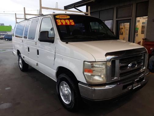 2009 Ford E350 Super Duty XLT