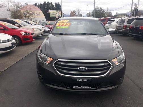 2017 Ford Taurus Limited AWD 4dr Sedan