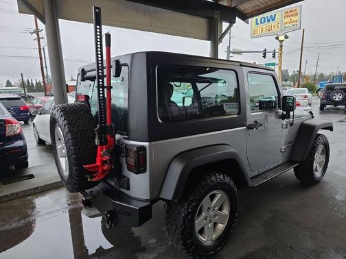 Gray 2018 Jeep Wrangler JK Sport