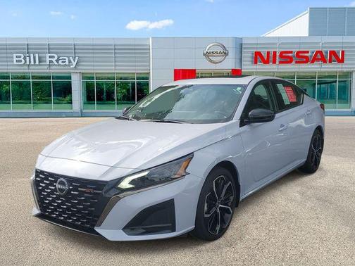 Pearl 2025 Nissan Altima SR FWD