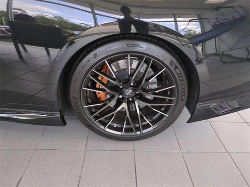 2020 Nissan GT-R Premium Dual-clutch 6-Speed Transmission