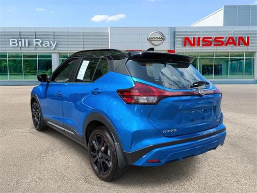 2024 Nissan Kicks SR