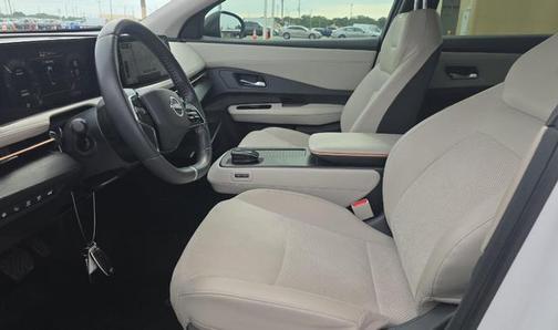 White Pearl 2024 Nissan ARIYA EVOLVE+