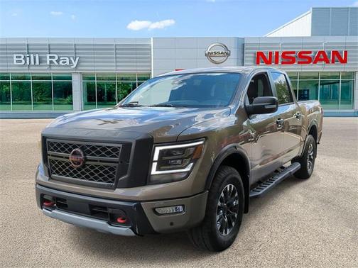 2024 Nissan Titan PRO-4X