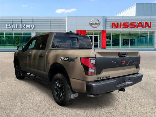 2024 Nissan Titan PRO-4X