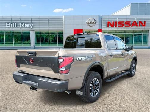 2024 Nissan Titan PRO-4X