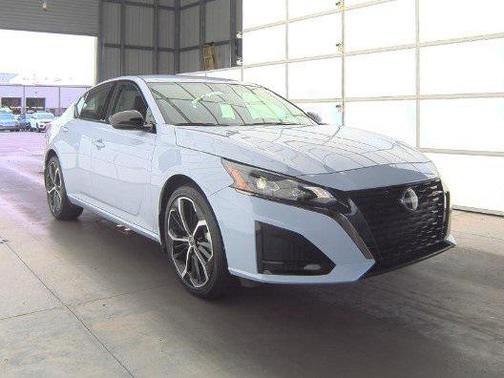 2024 Nissan Altima SR Intelligent AWD